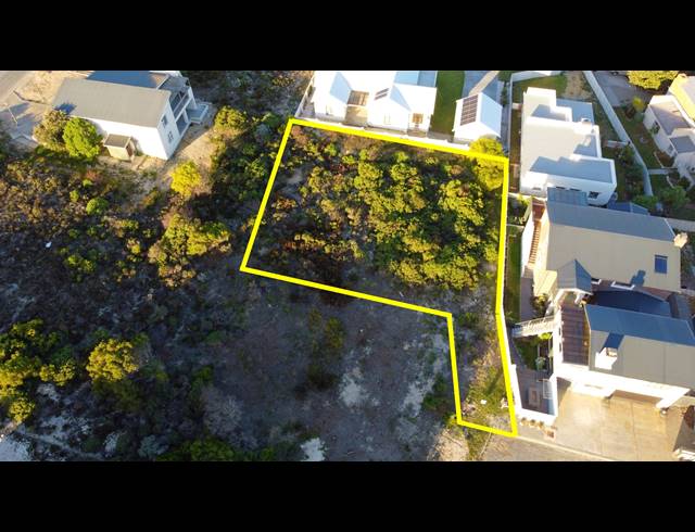851M² VACANT LAND FOR SALE IN OCEANVIEW HEIGHTS